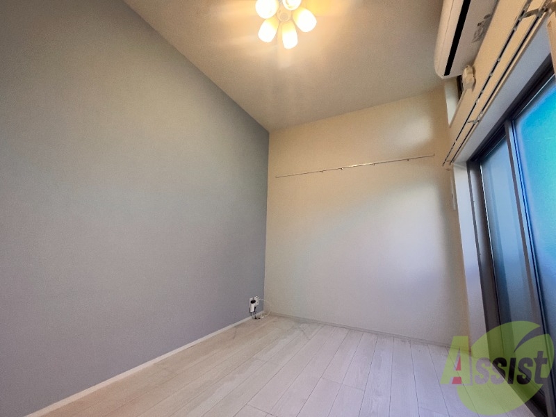 その他部屋・スペース　洋室を別角度から撮影しました。イメージを掴んでください。