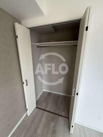 収納　プレミエール西田辺　クローゼット