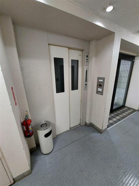 ロビー