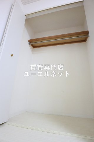 収納　クローゼット付きでお部屋もスッキリ♪