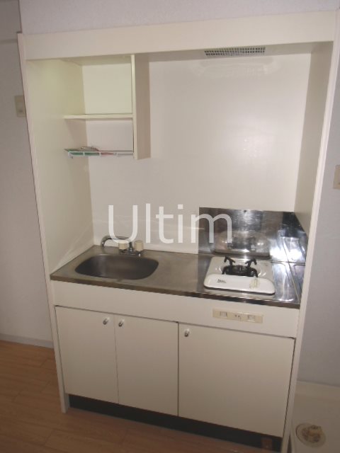 キッチン　別部屋のお写真です。ご参考までに！