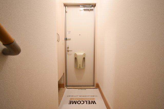 玄関　落ち着いた玄関です