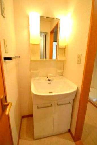 洗面設備　※別部屋参考写真