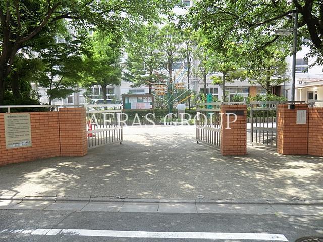 中学校　足立区立蒲原中学校（中学校）まで296m