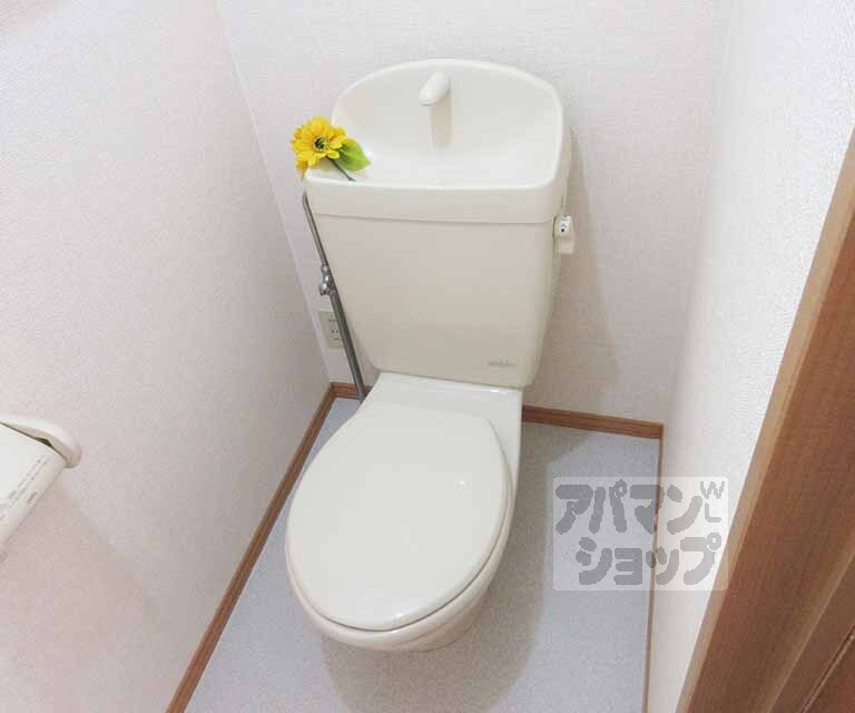 トイレ　清潔感のあるトイレ・