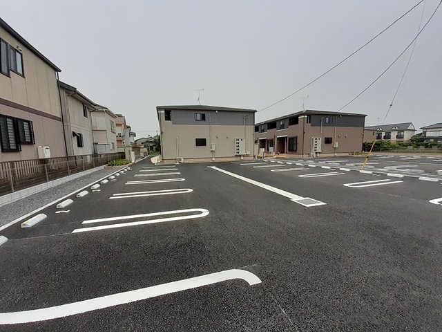 駐車場　駐車場完備です