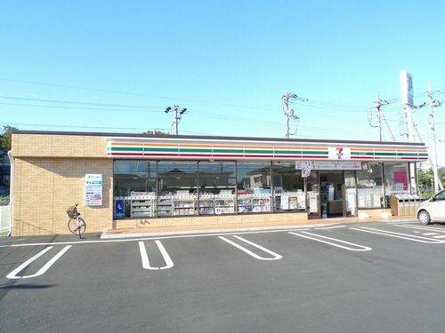 コンビニ　セブンイレブン 守谷百合ケ丘店（コンビニ）まで823m