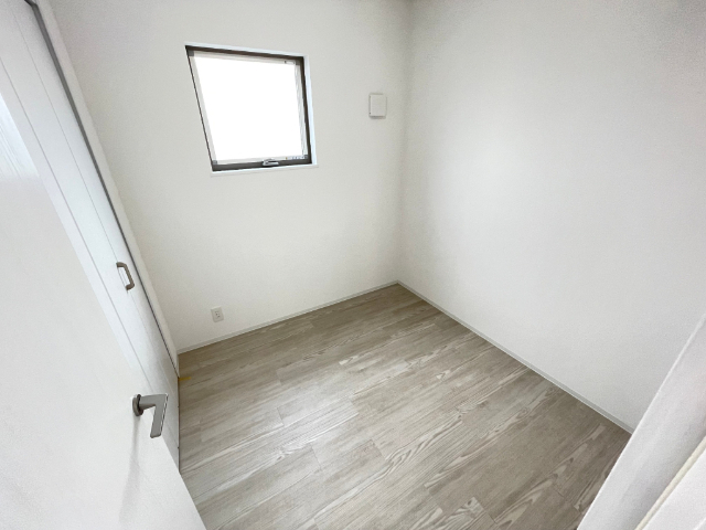 その他部屋・スペース　３．１帖の洋室です