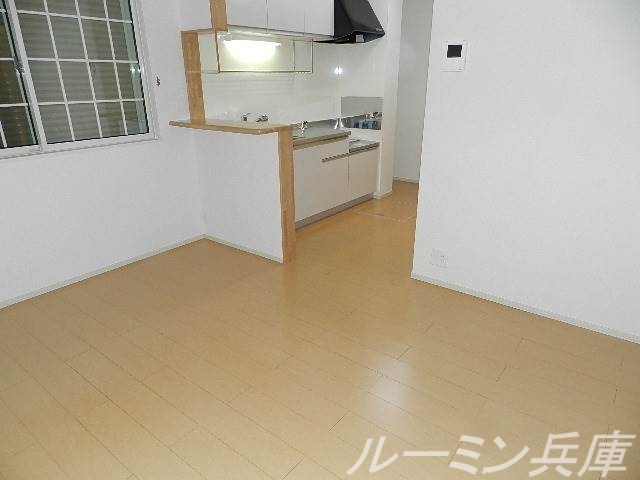 舞子坂ヒルズの居間写真