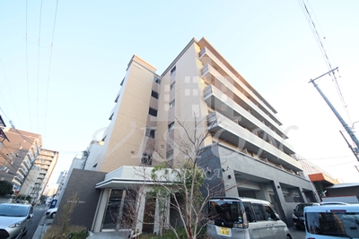 地下鉄御堂筋線 江坂駅 徒歩10分 築10年