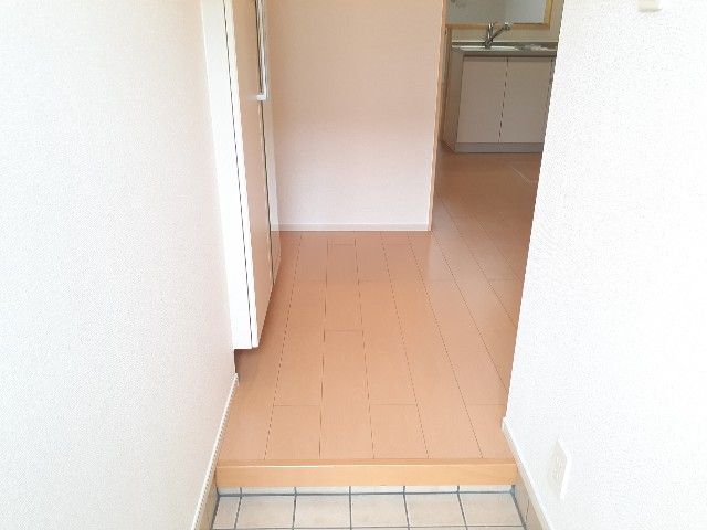 あおなみ線 稲永駅 徒歩14分 2階建 築15年の玄関写真