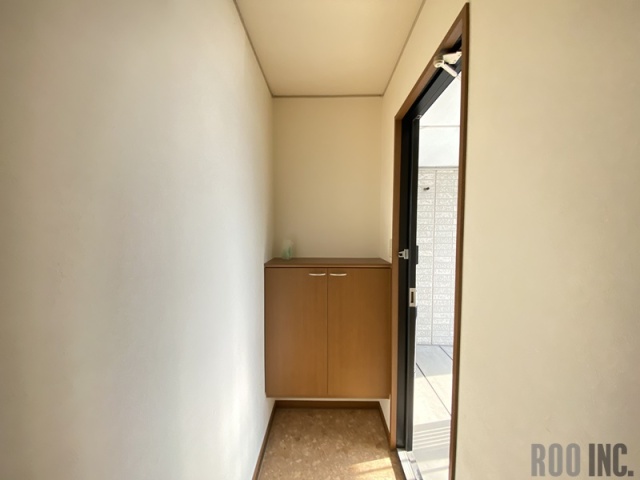 レジェンド今在家 Bの玄関写真