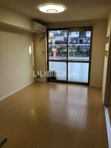T sハウスC棟の居間写真