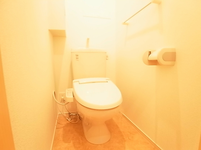 トイレ　同物件別部屋