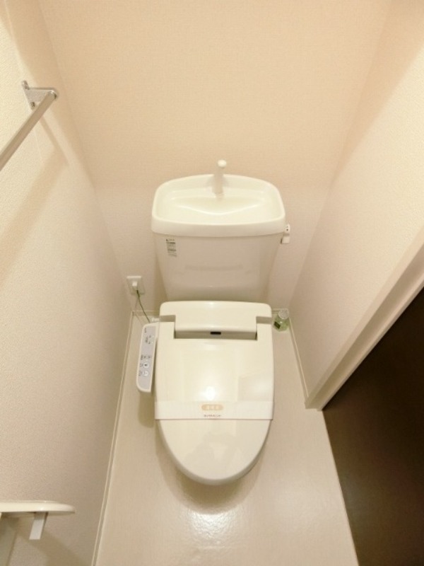 トイレ　図面と現状に相違がある場合には現状を優先