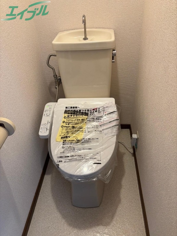 トイレ　別部屋参考写真です