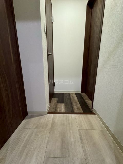 阪神電鉄阪神なんば線 福駅 徒歩1分 3階建 築10年の玄関写真