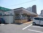 コンビニ　セブンイレブン 東松戸駅前店（コンビニ）まで2578m