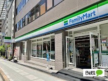 コンビニ　ファミリーマート内久宝寺町三丁目店（コンビニ）まで146m