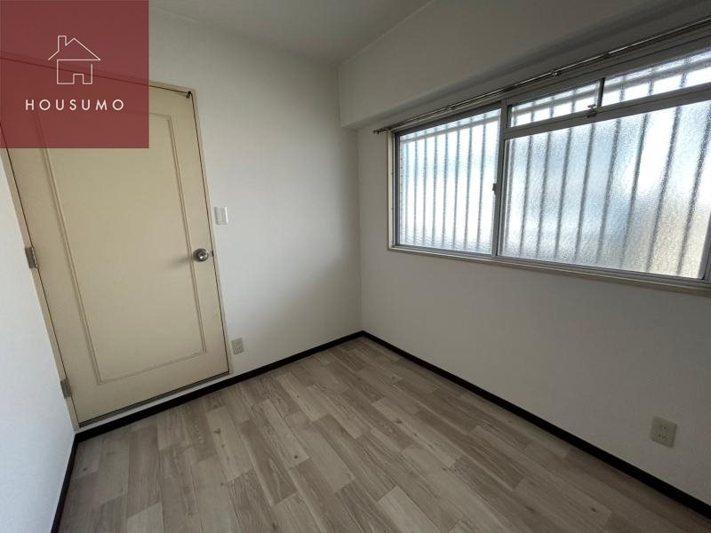その他部屋・スペース　落ち着いて過ごせるお部屋なので、寝室にいかがでしょうか