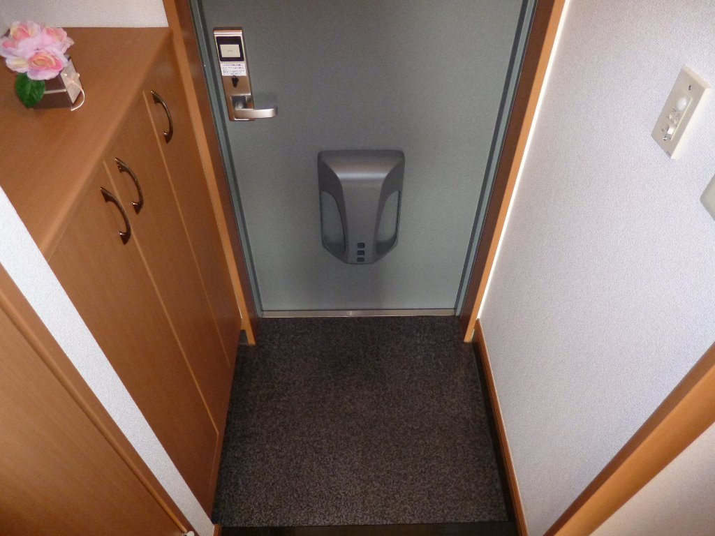 玄関　玄関