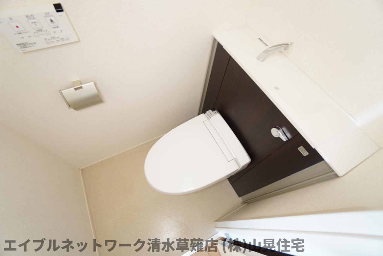 トイレ　トイレもきれいです