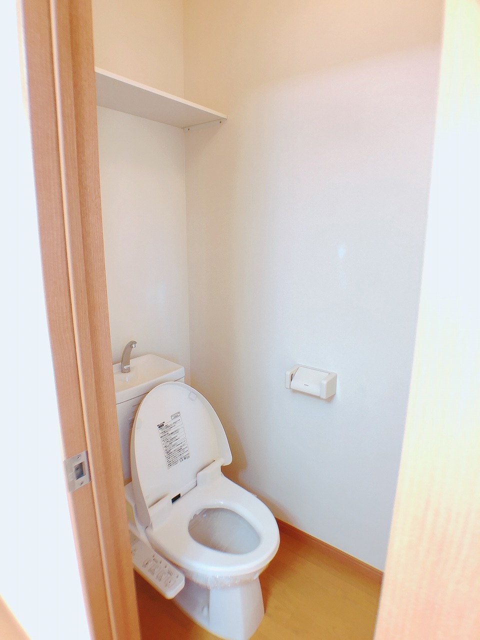 【姶良市平松のアパートのトイレ】