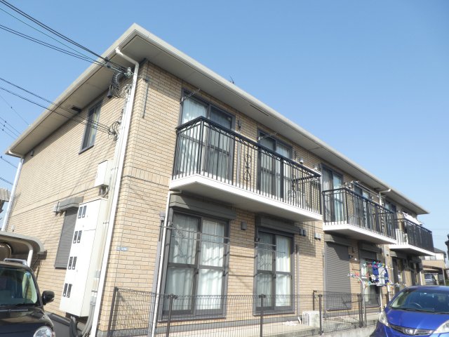 加古郡播磨町上野添のアパートの建物外観
