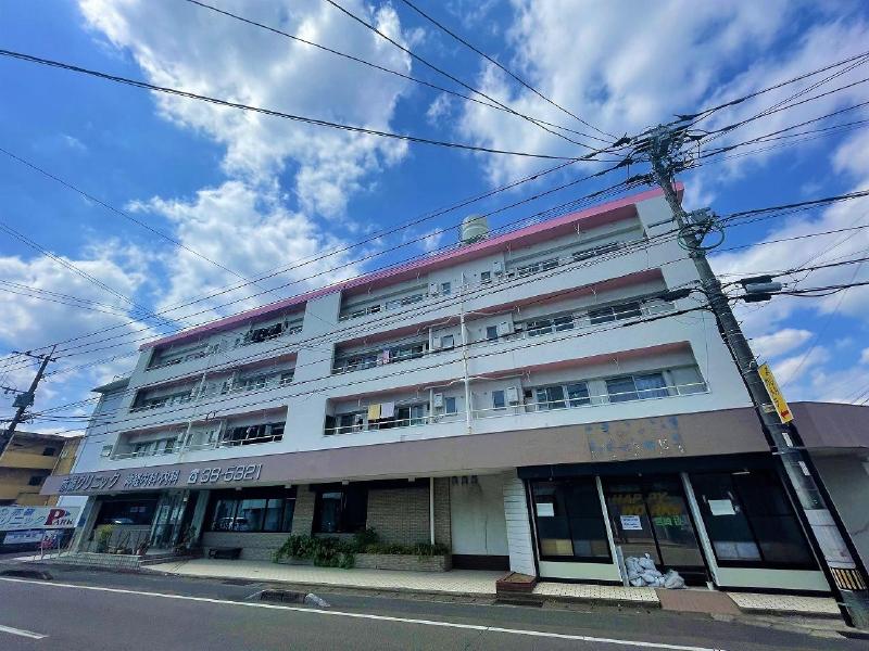 山春ビル霧島の建物外観