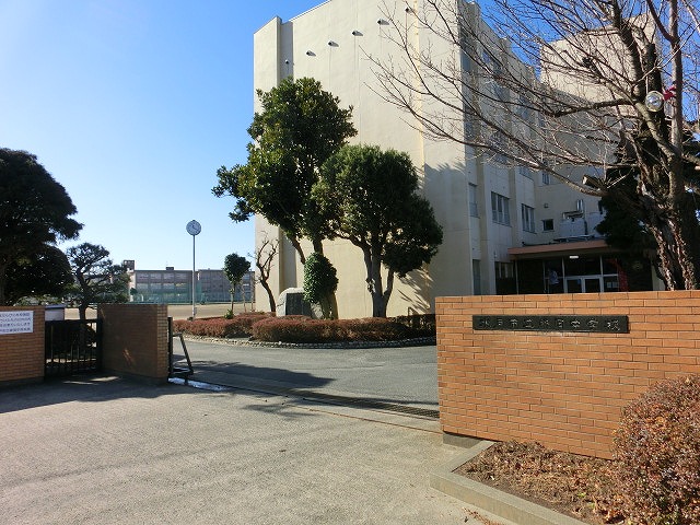 中学校　緑岡中学校（中学校）まで1331m