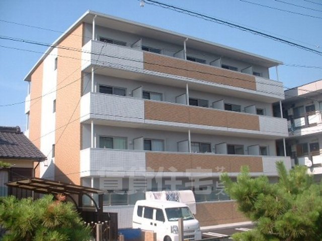 名古屋市港区当知のマンションの建物外観
