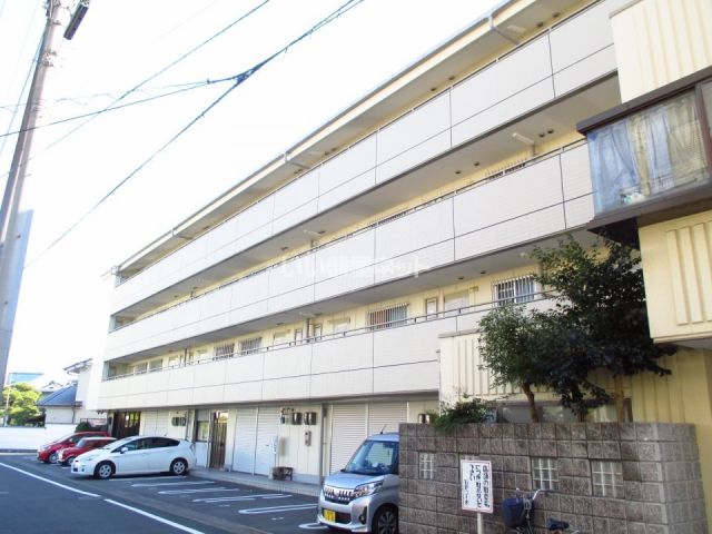 大和高田市大東町のマンションの建物外観