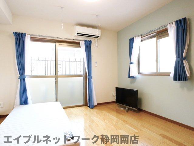 居室・リビング　ゆったりとしたリビングです