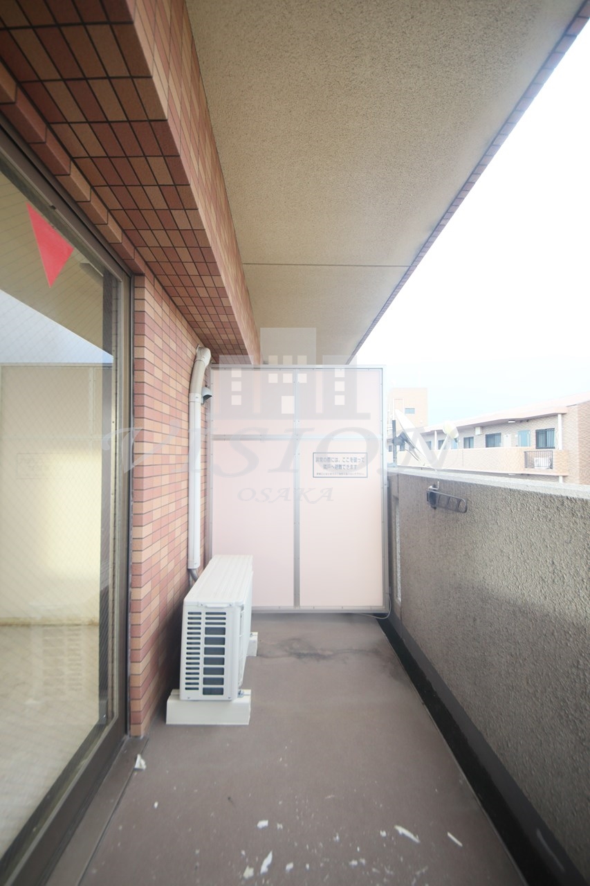 バルコニー　写真は別タイプとなります。