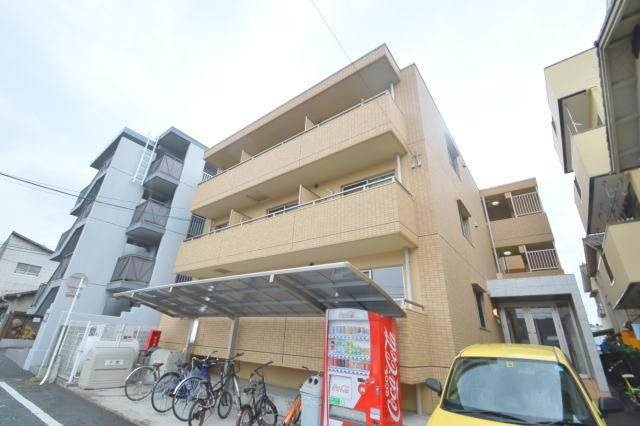 岡山市北区奥田西町のマンションの建物外観