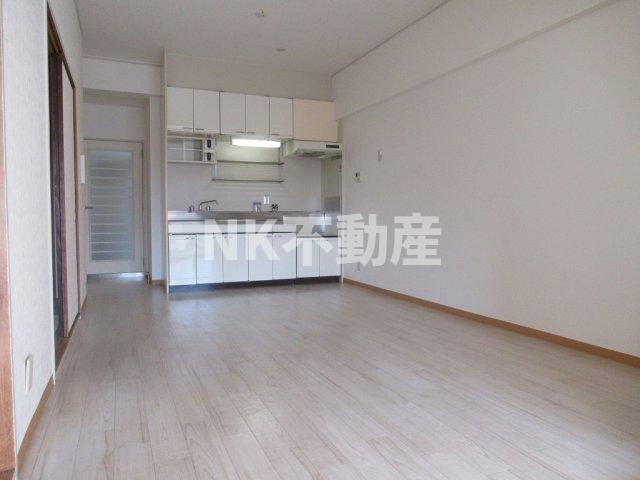 居室・リビング　使いやすい居間です