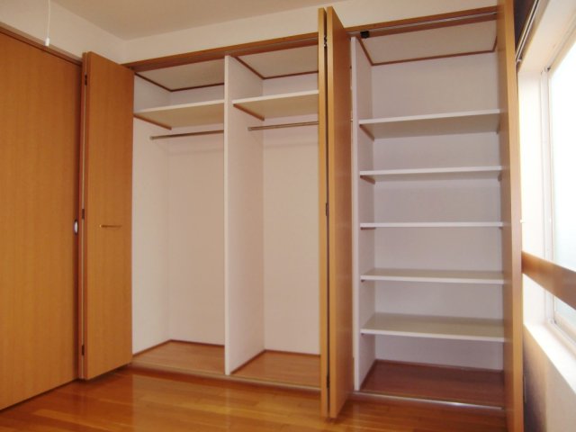 収納　たっぷりとした収納スペースです