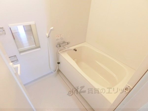 バス・シャワールーム　風呂