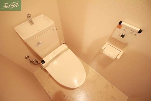 トイレ　トイレ