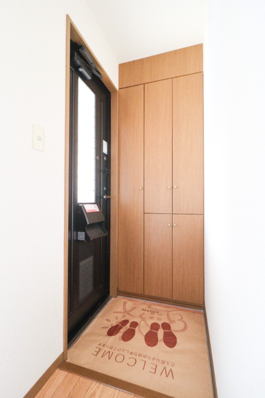 玄関　図面と現状に相違がある場合には現状を優先