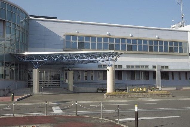 役所　小城市役所（役所）まで1600m