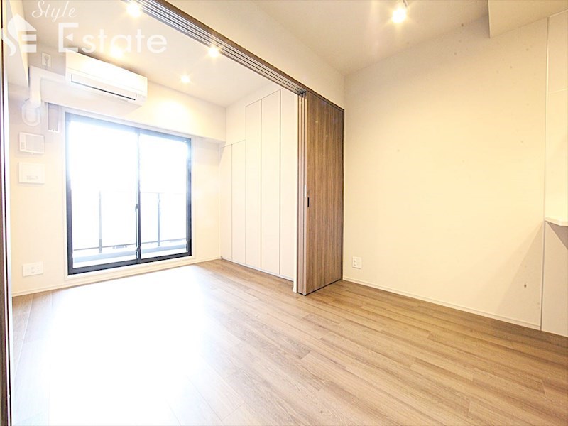 居室・リビング　内装