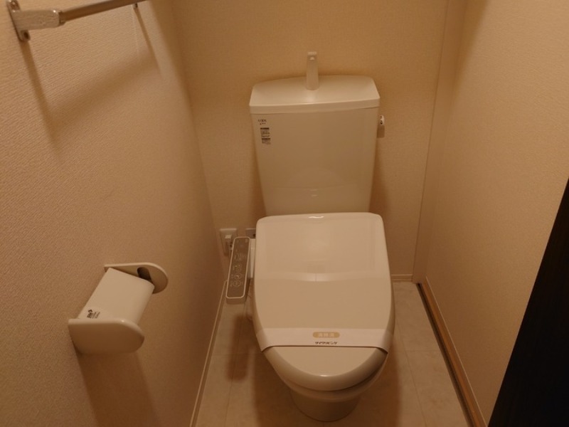 トイレ　図面と現状に相違がある場合には現状を優先