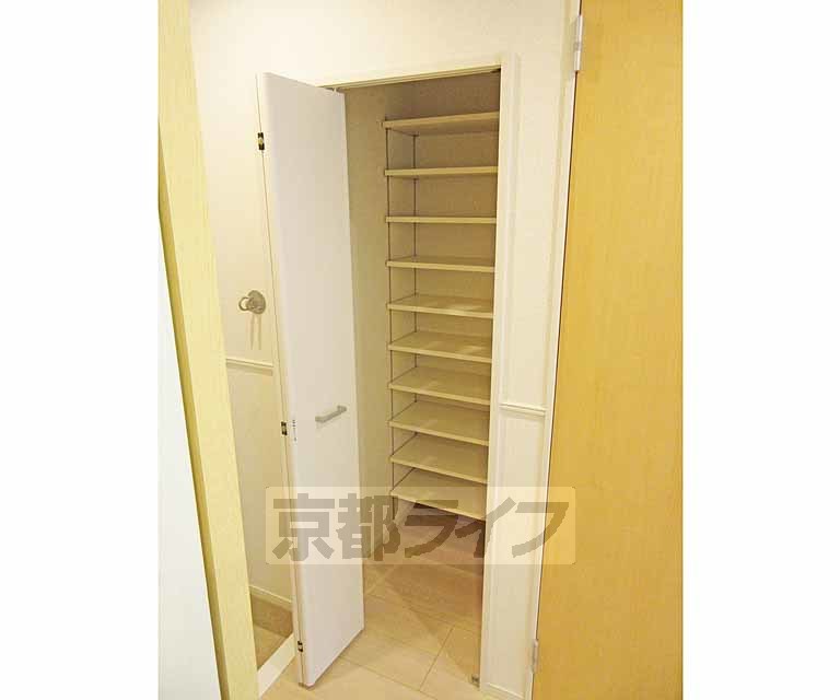 収納　大容量シューズボックスです。