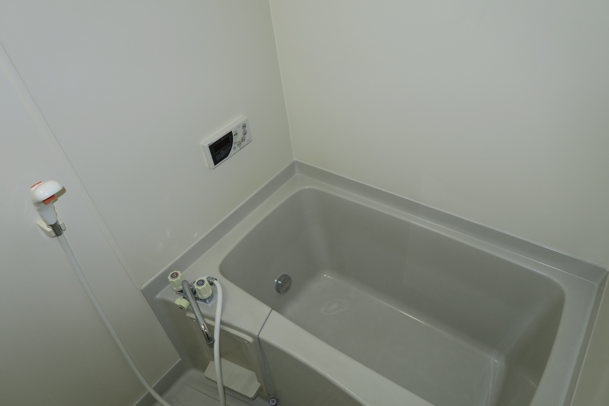 バス・シャワールーム　追い焚き機能付