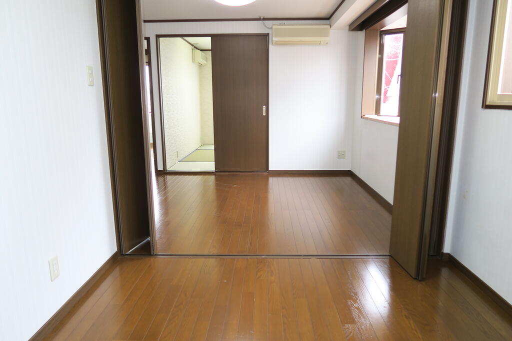 居室・リビング　洋室