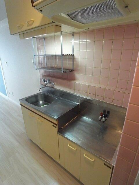 キッチン　2口ガスコンロ設置可