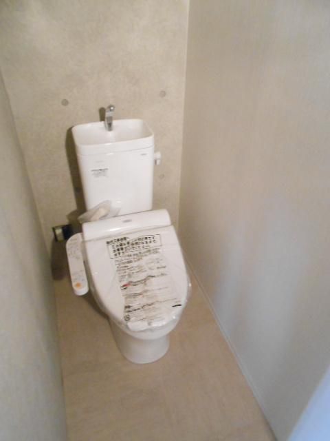 トイレ　★★嬉しいウォシュレット★★