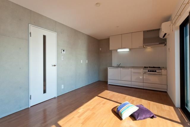 居室・リビング　★★日の入る暖かいお部屋★★