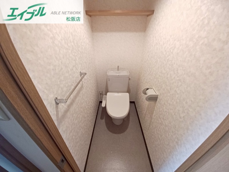 トイレ　別部屋写真です